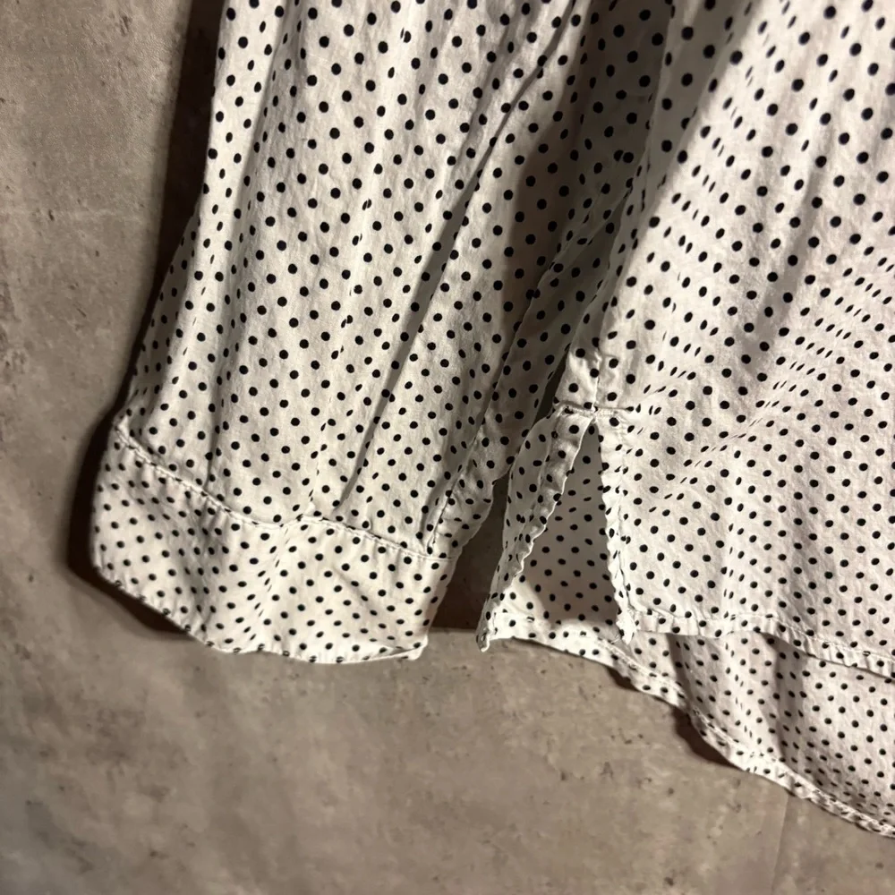 Chico's White and Black Button Down Shirt - Picture 2 of 9